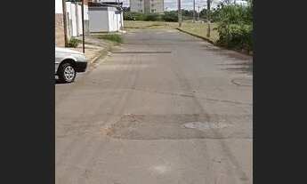 Imagem 3: QR 602 ótimo lote de esquina 02 frente vazio 193 m² SÓ R$ 180.000 Estuda proposta A/C CAR