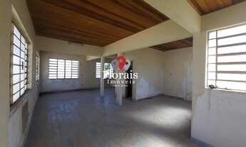 Imagem 7: Casa para Venda em Cuiabá, Centro-Sul, 5 dormitórios, 1 suíte, 4 banheiros, 3 vagas