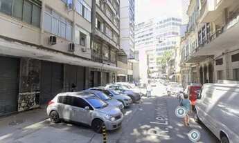 Imagem 5: EXCELENTE APARTAMENTO NO CENTRO COM 49M²