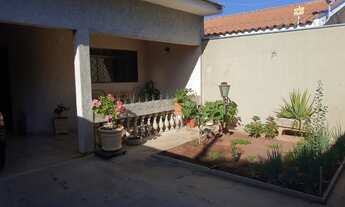 Imagem: Casa no vetorasso com Três quartos, uma