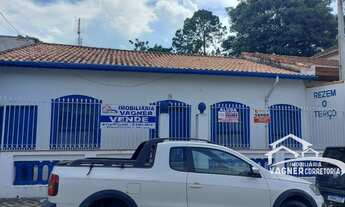 Imagem: Casarão no Centro em Lorena-SP à Venda