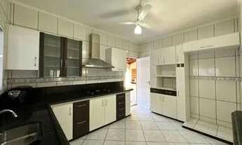 Imagem 4: Casa para venda em Manguinhos com Piscina