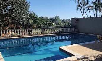 Imagem 3: Casa para aluguel tem 400 metros quadrados com 4 quartos