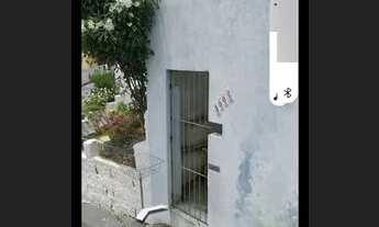 Imagem 7: Alugo Apt 2 dorms na Agronomica sem garagem valor 1.900,00...whats