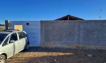 Imagem 2: Otima Casa de Madeira de 2 Quartos no Jardim Veneza, Fazenda Rio Grande !!!