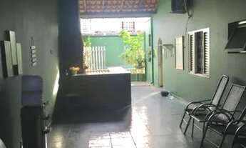 Imagem 3: Casa térrea com piscina no Jardim das Américas para vender ou alugar