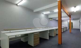 Imagem 2: Imóvel comercial no Brooklin reformado