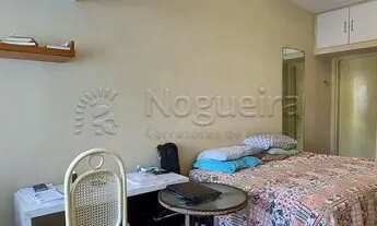 Imagem 6: Casa para venda possui 331 metros quadrados com 4 quartos em Aflitos - Recife - PE