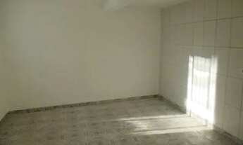 Imagem 5: Casa para venda possui 45 metros quadrados com 2 quartos em Boca do Rio - Salvador - BA