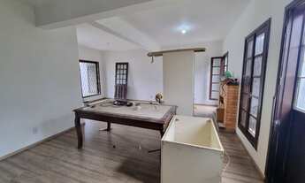 Imagem 2: Casa 3 dorm com amplo pátio em Ipanema