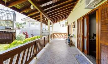 Imagem 7: Casa de 5 dormitórios (2 suítes) e 4 vagas de garagem à venda no João Paulo