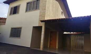 Imagem 4: Casa para Locação em Uberlândia, Santa Mônica, 3 dormitórios, 1 suíte, 3 banheiros, 3 vaga