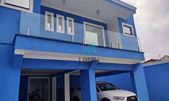 Imagem 2: Sobrado IMPECÁVEL bem distribuída com 315m² composto por 3 dormitórios sendo 3 suítes, à v