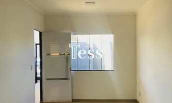 Imagem 3: ALUGA - Casa Térrea Padrão com 3 dormitórios 2 banheiros churrasqueira 2 vagas bairro Vila