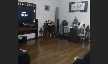 Imagem: Vendo ou troco por outra casa