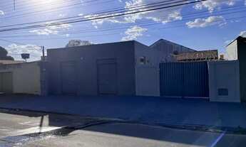 Imagem 2: Casa Setor Crimeia Oeste a venda, preço muito bom e aceito trocas por carros