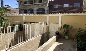 Imagem 4: Casa para aluguel tem 100 metros quadrados com 2 quartos em Campo Grande - Rio de Janeiro