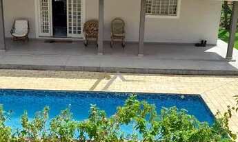 Imagem: Linda casa com 6 dormitórios à venda