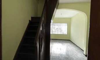 Imagem 4: Casa para venda tem 221 metros quadrados com 3 quartos em Jardim Bela Vista - Poá - SP