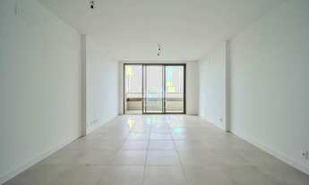 Imagem 2: RIO BY YOO. Apartamentos luxuosos de 3 quartos, suíte, vaga e infraestrutura completa. A v