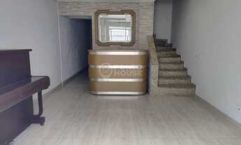 Imagem 2: Sobrado à venda no bairro Vila Guarani de 4 salas, espaço gourmet e 1 vaga