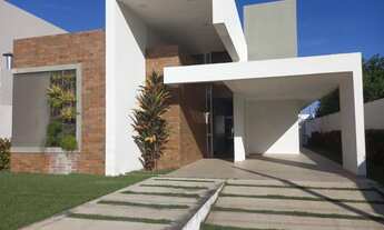 Imagem 6: Casa de condomínio térrea para aluguel possui 220 metros quadrados com 4 quartos