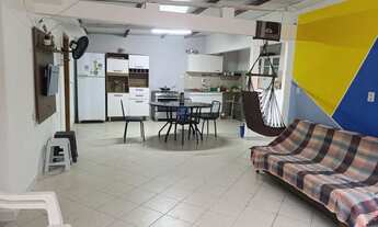 Imagem 7: TEMPORADA no centro de Guarapari