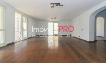 Imagem 2: Amplo apartamento, com vista muito agradável e uma planta muito bem aproveitada!