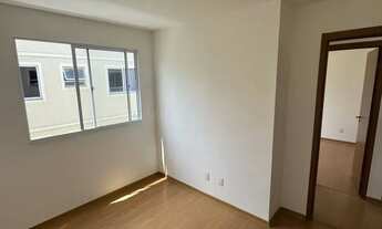 Imagem 6: Apartamento no Maracanaú primeiro andar um lance de escadas