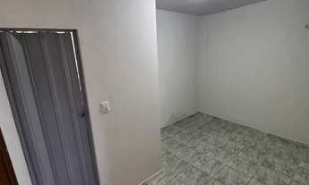 Imagem 6: Kitnet Novo Quarto com aluguel por R$550 /mês