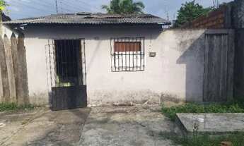 Imagem: Imóvel medindo 8 x 20 com uma casa pequena