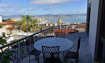 Imagem: Casa residencial com 4 suítes à venda