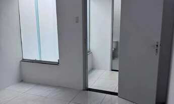 Imagem 7: Imóvel para venda possui 250 metros quadrados, na parte superior tem 04 quartos, dois banh