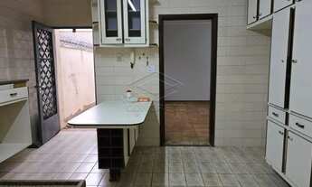 Imagem 7: CASA AMPLA COM 3 DORMITÓRIOS - PRÓXIMO À ESCOLA GUEDES DE AZEVEDO E COLÉGIO SÃO FRANCISCO