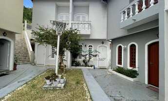 Imagem: Casa com 2 dormitórios à venda, 69 m²