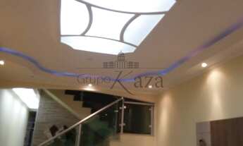 Imagem 5: Sobrado para venda tem 204 metros quadrados com 3 quartos