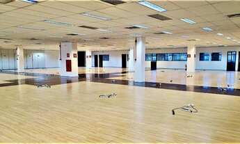 Imagem: Andar corrido para aluguel, 53 vagas, Estoril