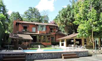 Imagem 2: Casa em condomínio charmoso, privativo, seguro com localização privilegiada! Venha conhece