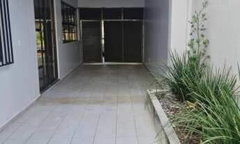 Imagem 5: Sobrado para aluguel possui 585 metros quadrados com 4 quartos em Jardim Planalto - Goiâni