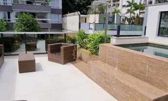 Imagem 2: Linda cobertura a venda no Leblon com 270m²