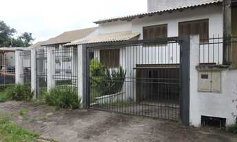 Imagem 2: Sobrado para aluguel possui 291 metros quadrados com 3 quartos em Teresópolis - Porto Aleg