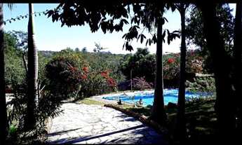 Imagem 2: SÍTIO 3 MIL METROS COM CASA COLONIAL, PISCINA E ÁGUA NO TERRENO