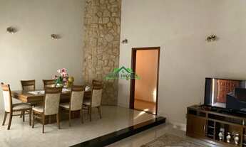 Imagem 4: VALINHOS - Casa Padrão - PARQUE TERRANOVA