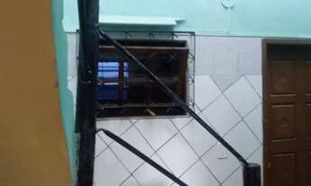 Imagem 2: Casa Kitinet Casa com 1 dormitório