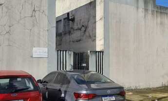 Imagem 4: OPORTUNIDADE- CASA DUPLEX PRÓXIMO AO AEROPORTO