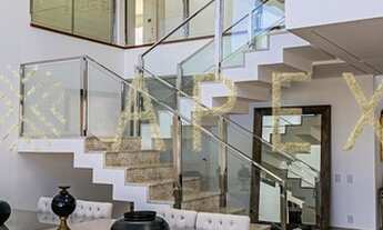 Imagem 7: Casa para aluguel e venda possui 1000 metros quadrados com 5 quartos.