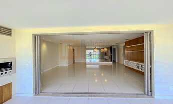 Imagem 4: Lindo Apartamento Decorado no Santa Mônica Jardins Condomínio Club Barra da Tijuca de 260m