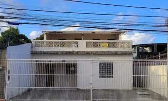 Imagem 2: Casa com 5 Quartos no Barro - Recife