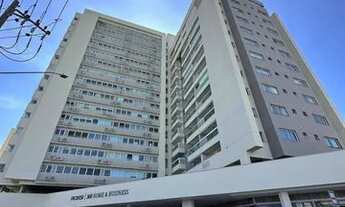 Imagem 2: Sala com 30 metros com direito a vaga de garagem