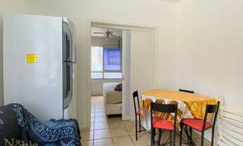 Imagem 5: Apartamento 2 dormitórios mobiliado - Excelente localização / Poucos metros do mar / Pisci